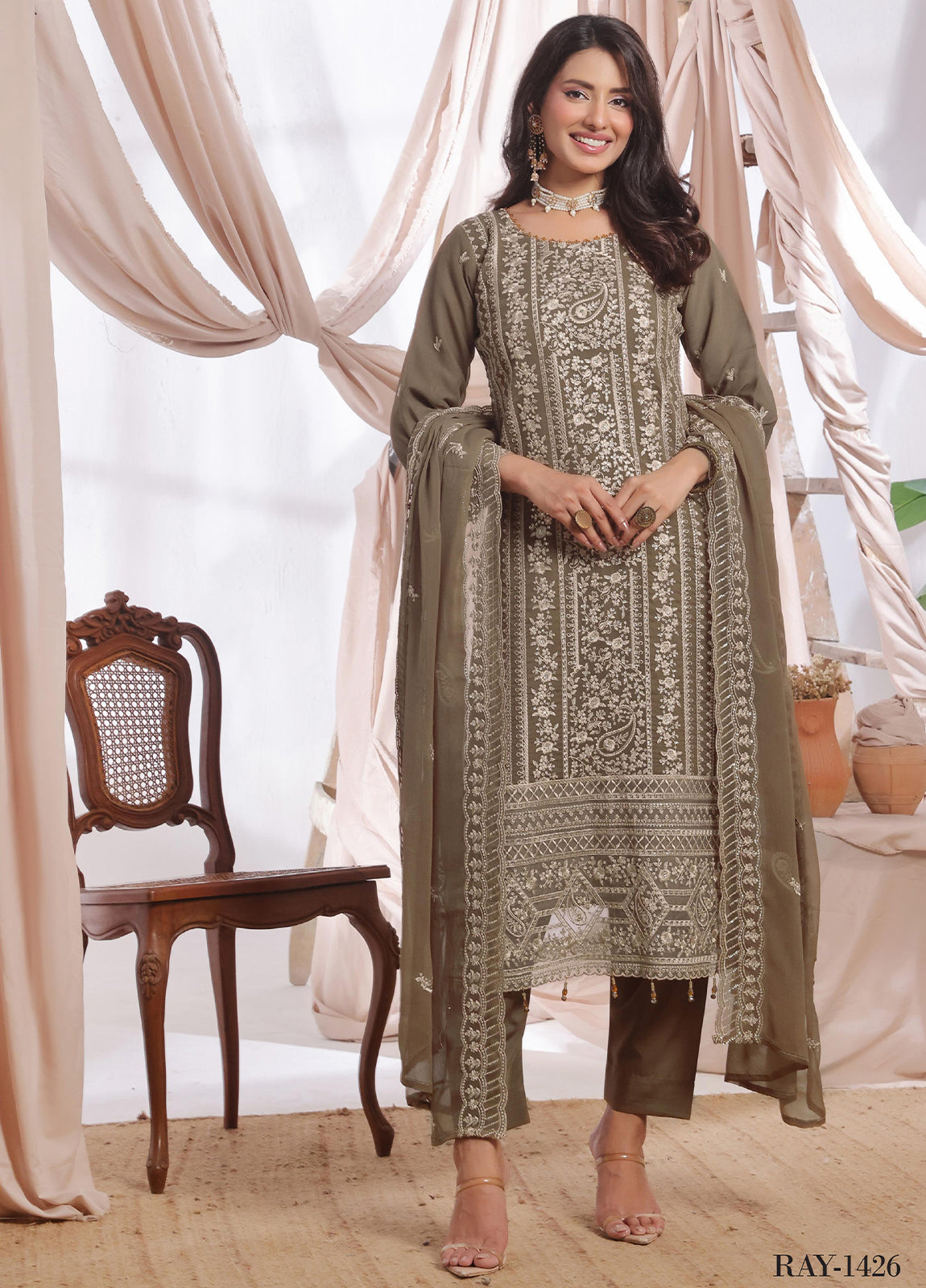 Aaina By Bin Hameed Luxury Embroidered Chiffon Unstitched 3 Piece