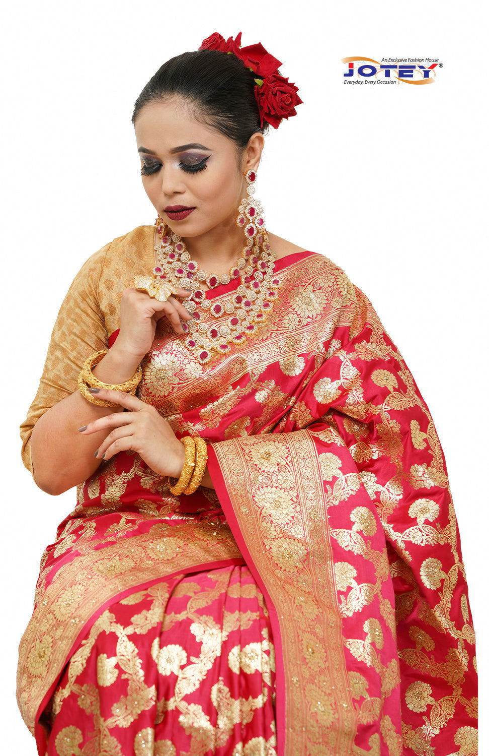 Floral Woven Pure Banarasi Silk Saree in Hot Pink