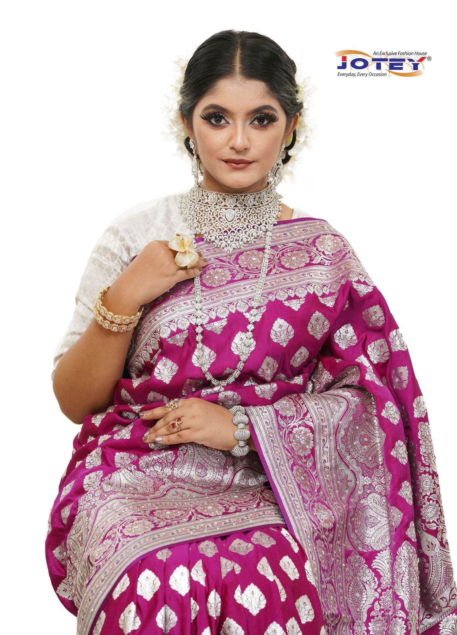 Floral Woven Pure Banarasi Silk Saree in Purple